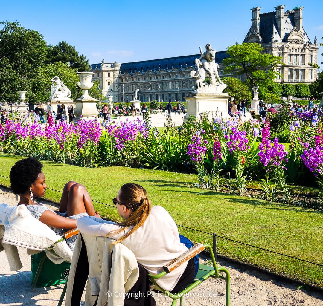 Paris's 1st arrondissement - Soaking up sun in the Jardin des Tuileries