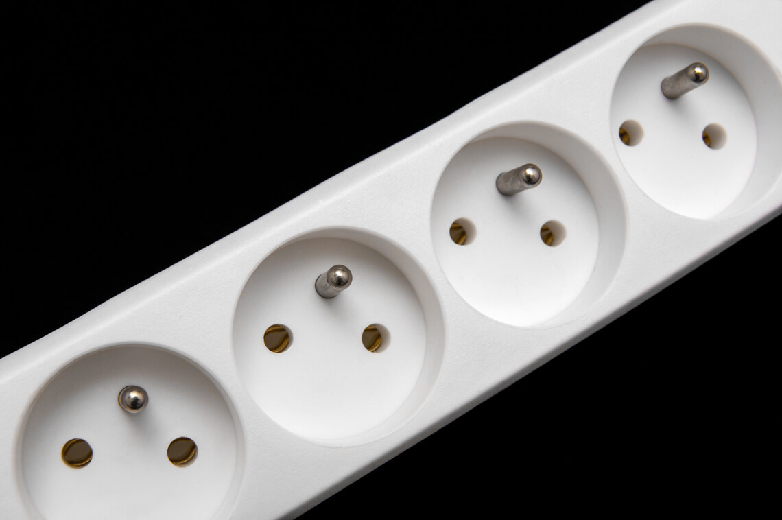 Type E sockets (grounded) used in France - note the grounding prong Type E sockets (grounded) used in France - note the grounding prong