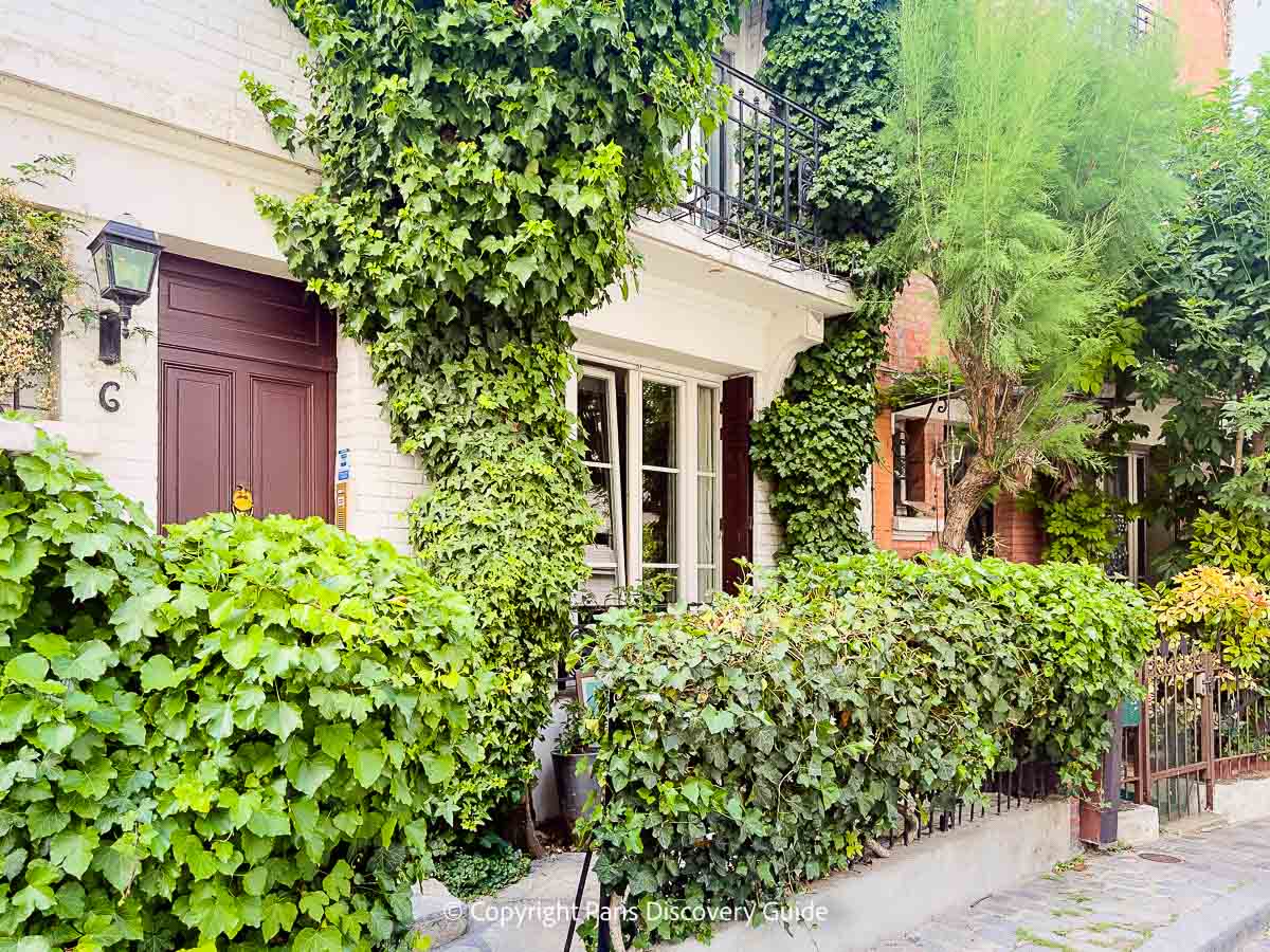 Charming homes along Villa Leandre in the 18th arrondissement Charming homes along Villa Leandre in the 18th arrondissement