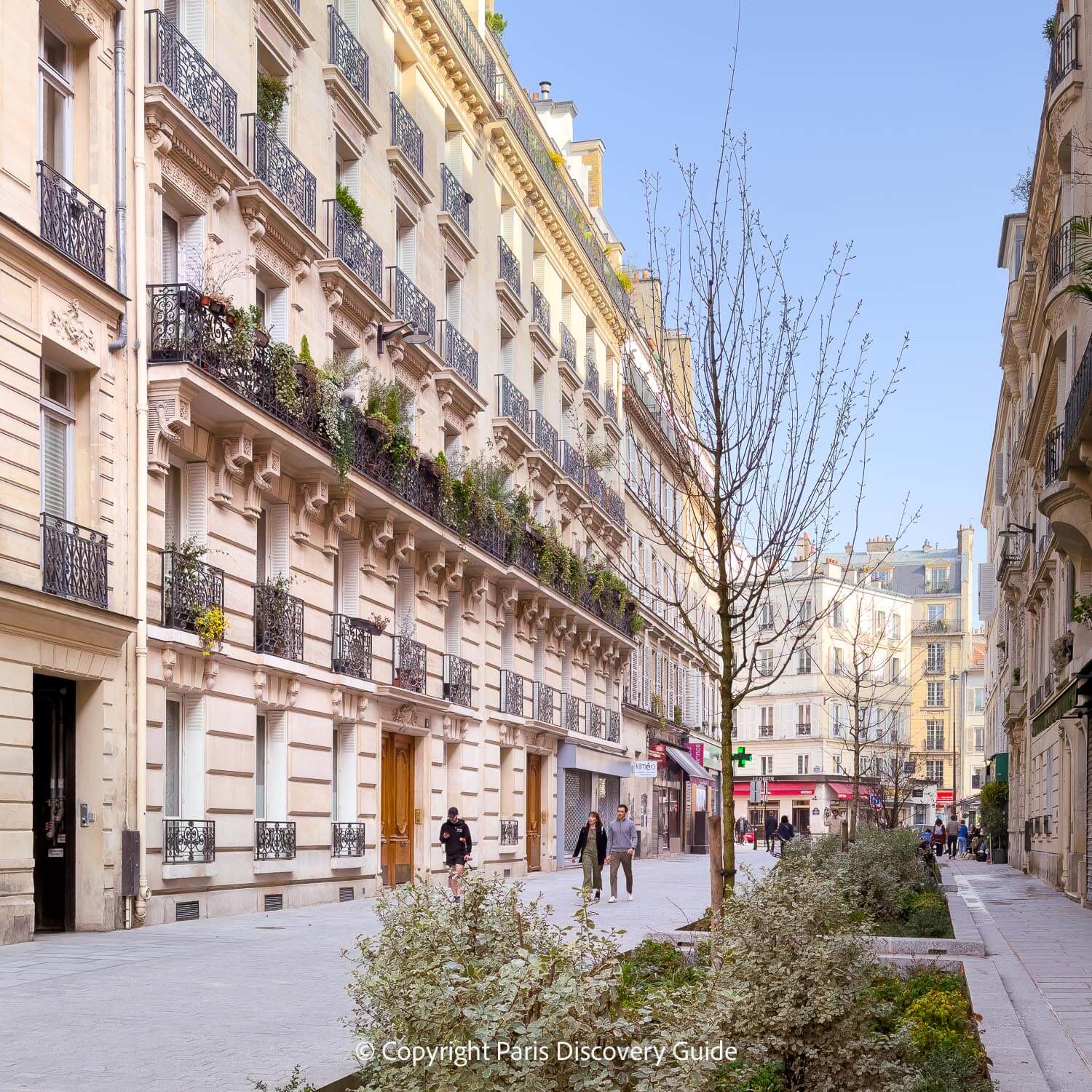 Rue Chaptal, a pedestrianized street about a 1-minute walk from Le Bus Palladium 