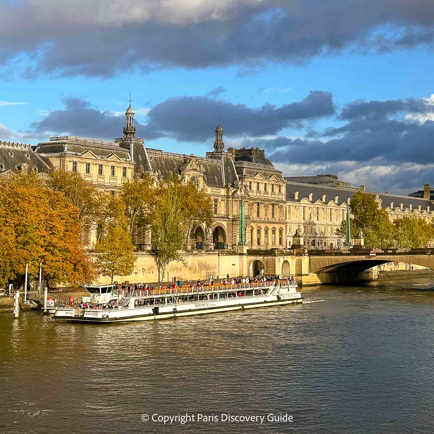 Autumn foliage by the Louvre, photographed from the Pont Royal bridge