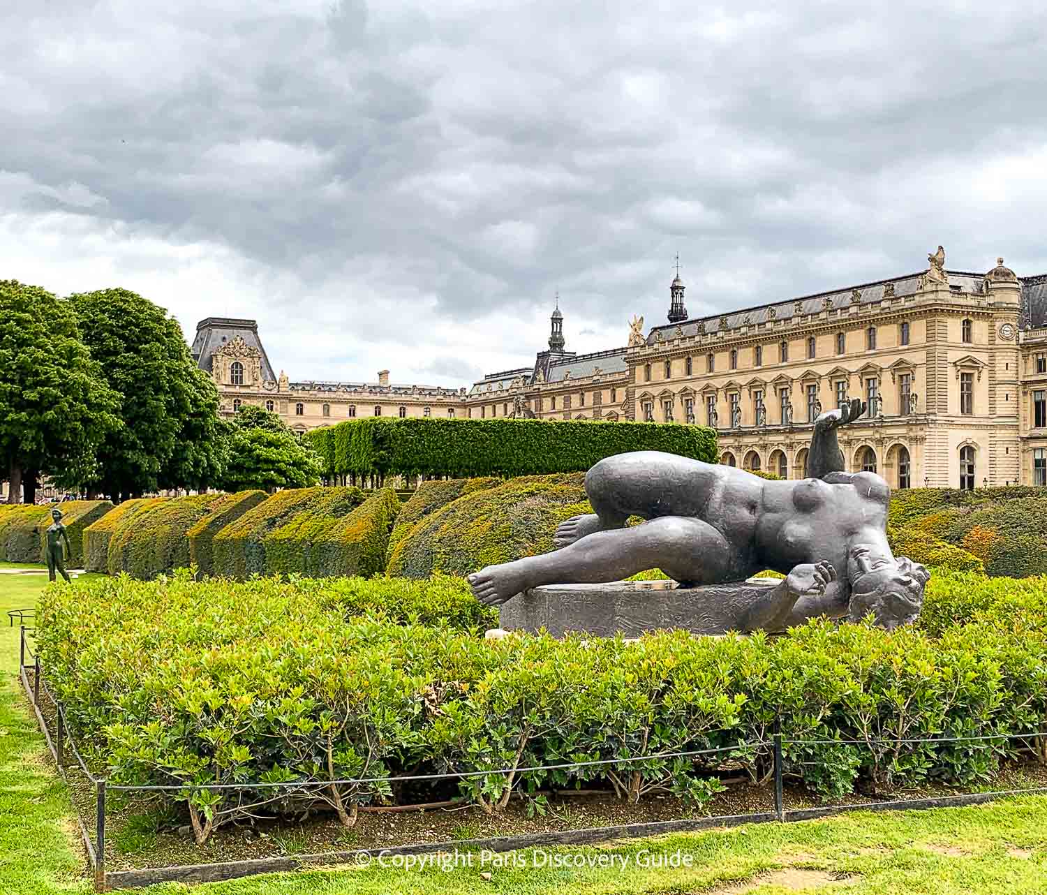 Vierny often multi-tasked by studying while posing for Maillol