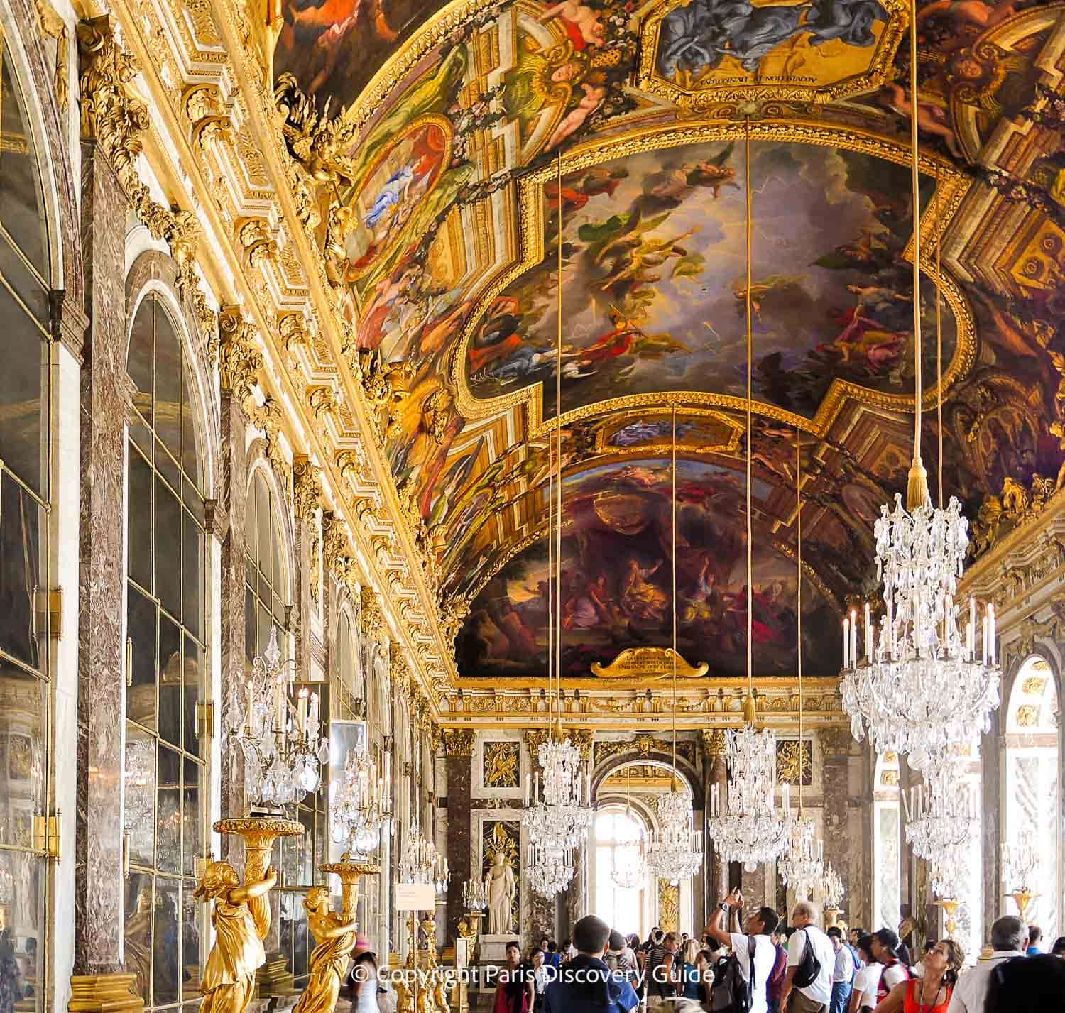 Versaille Palace's Hall of Mirrors Versaille Palace's Hall of Mirrors