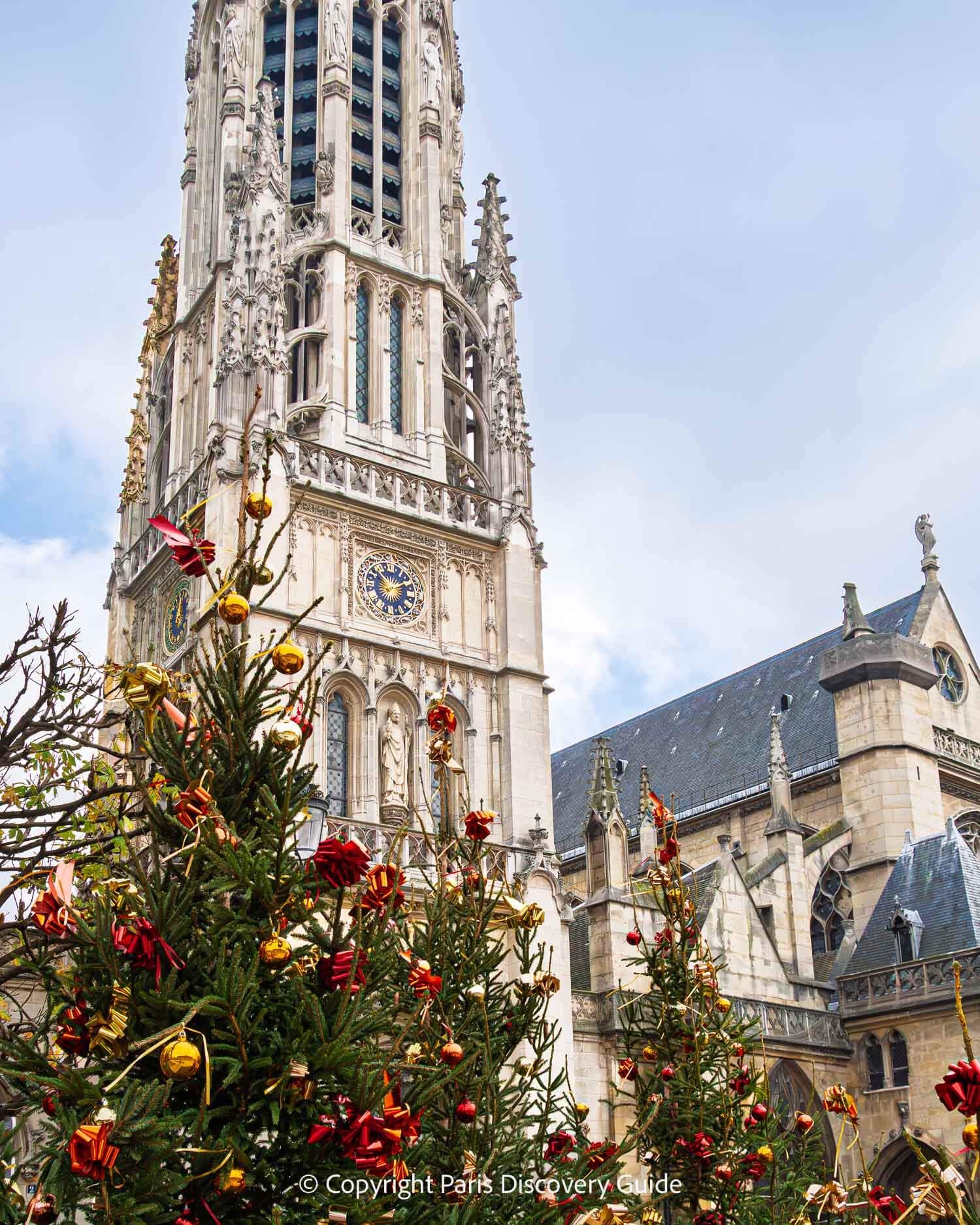 Decorated Christmas tree at Église Saint-Germain-l'Auxerrois church near the Louvre