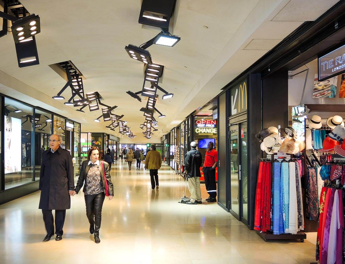 A corridor in the non-historical part of Les Arcades des Champs-Elysees 