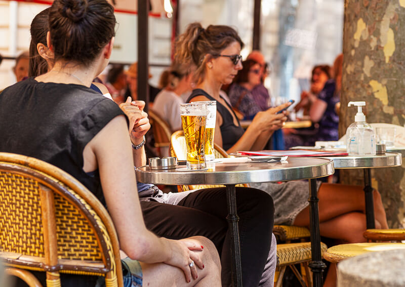 See if you can spot the glass of beer in this photo of this popular brasserie in Place de la Bastille! See if you can spot the glass of beer in this photo of this popular brasserie in Place de la Bastille!