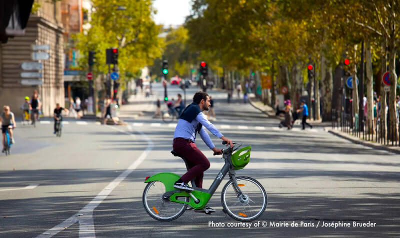 Valentine's Day in Paris Car-free day in Paris