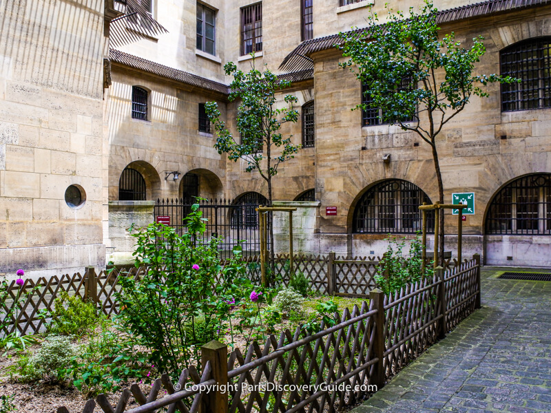 Garden in the Women's Courtyard