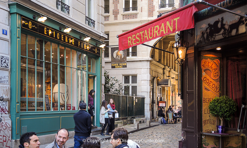 Maison Brémond (Epicerie Fine) and Relais Odeon in Cour du Commerce Saint-André