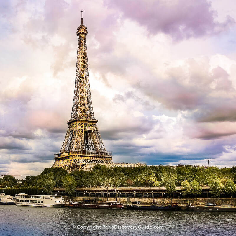 Eiffel Tower near sunset in Paris Eiffel Tower near sunset in Paris