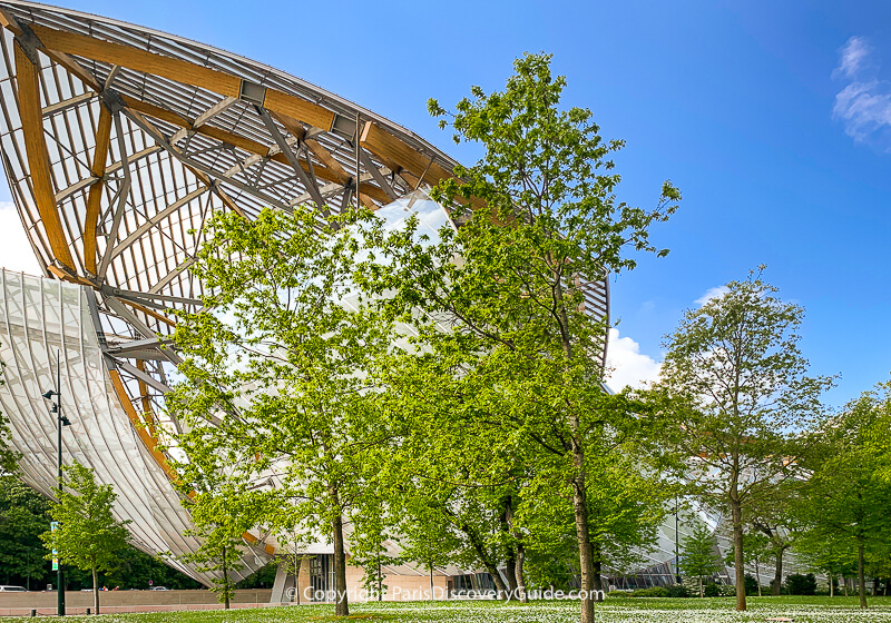 The Louis Vuitton Foundation in Paris Will Display Modern Masterpieces -  The New York Times