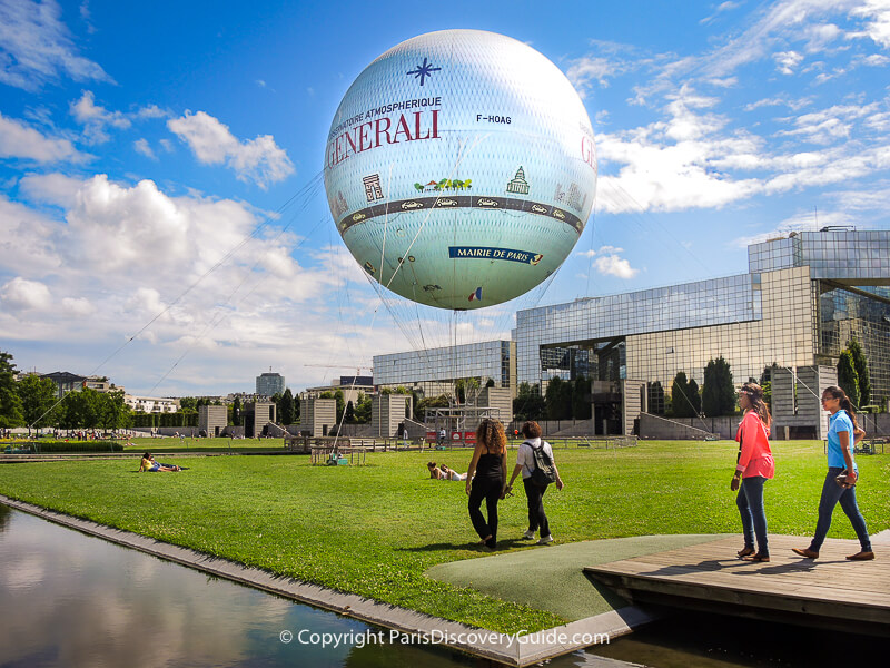 Hot air balloon tethered in Parc Andre-Citroen Hot air balloon tethered in Parc Andre-Citroen