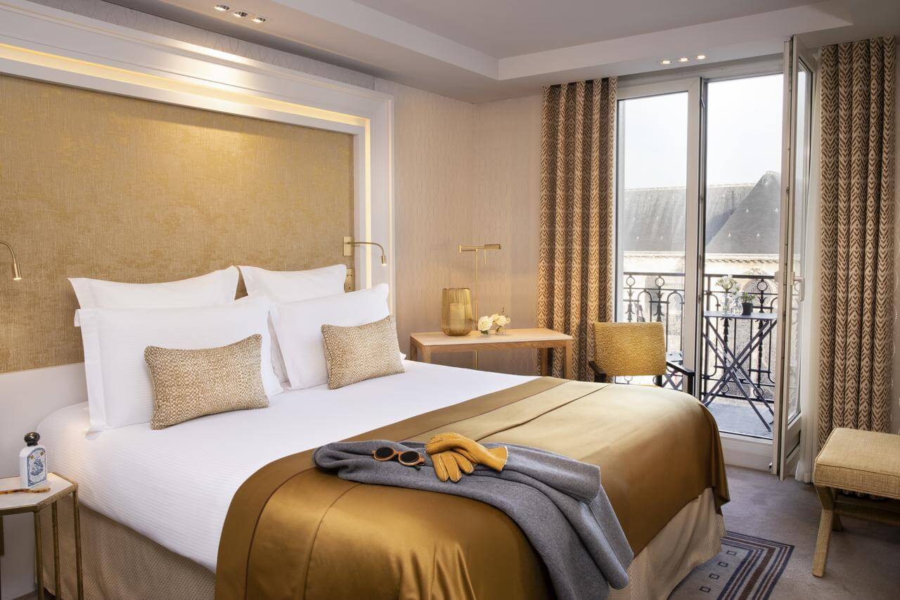 Hotel Madison guest room with Saint-Germain-des-Prés Church view Hotel Madison guest room with Saint-Germain-des-Prés Church view