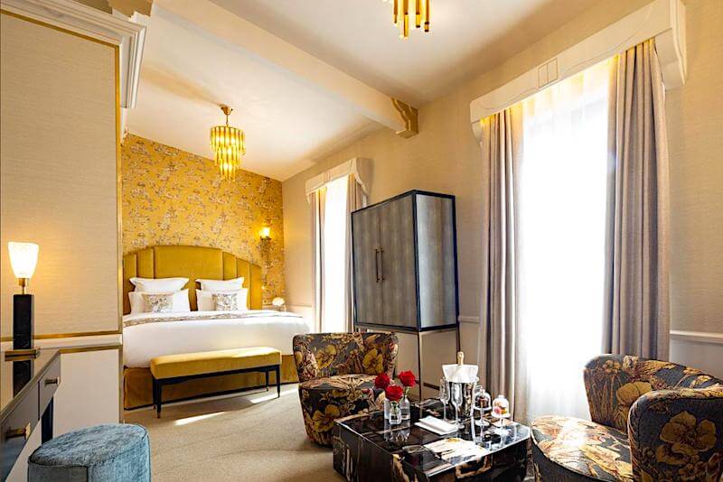 Spacious accommodations at Manolita Paris in Montmartre Spacious accommodations at Manolita Paris in Montmartre