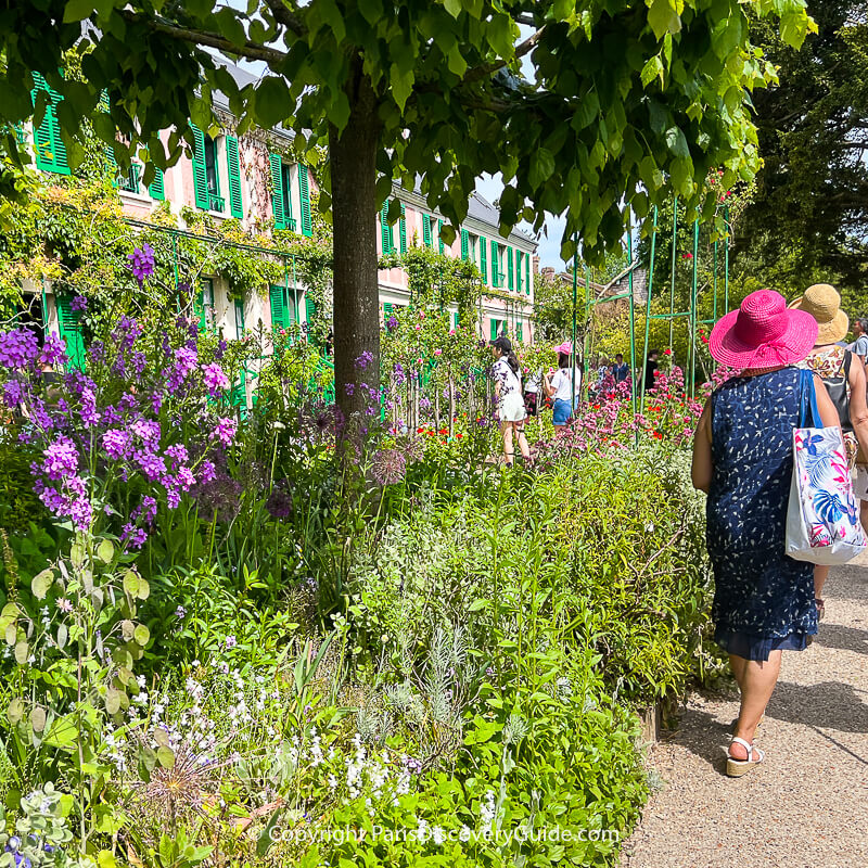 Monet's home in Giverny Monet's home in Giverny