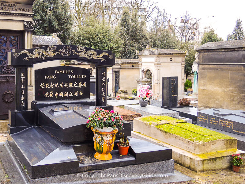 Memorials at Pere Lachaise Cemetery