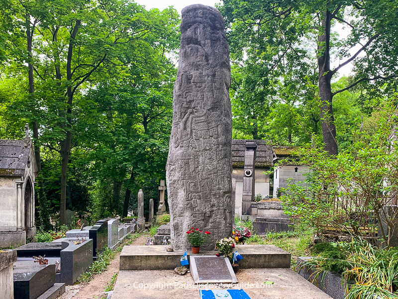 Grave of Guatemalan writer Miguel Angel Asturias Grave of Guatemalan writer Miguel Angel Asturias