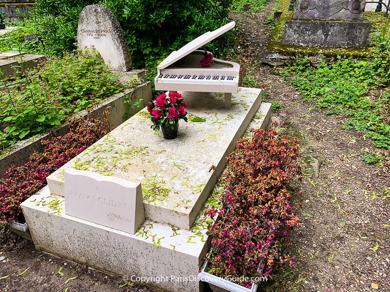 Grave of France Clidat in Paris Grave of France Clidat in Paris