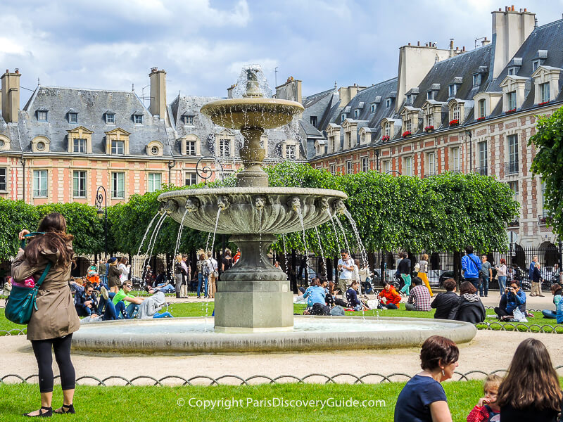 Place de Vosges on a sunny Paris afternoon Place de Vosges on a sunny Paris afternoon
