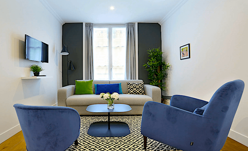 Blue Lagoon apartment in Paris's SoPi neighborhood Blue Lagoon apartment in Paris's SoPi neighborhood