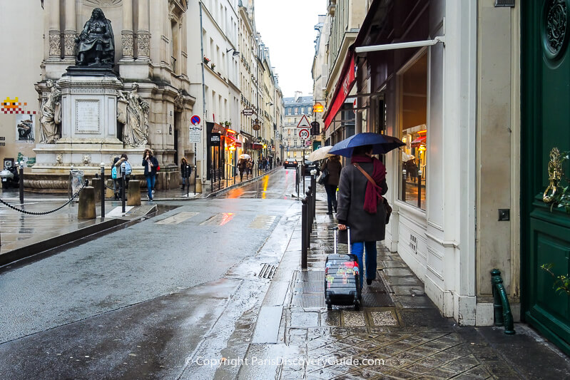 Rue Moliere in Paris's 1st arrondissement on a rainy afternoon