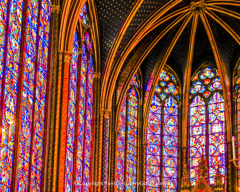 Rose window at west end of Sainte Chapelle Rose window at west end of Sainte Chapelle