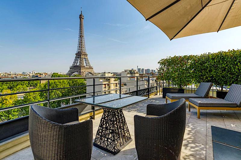 View of the Eiffel Tower from guestroom at Shangri-La Paris Hotel View of the Eiffel Tower from guestroom at Shangri-La Paris Hotel