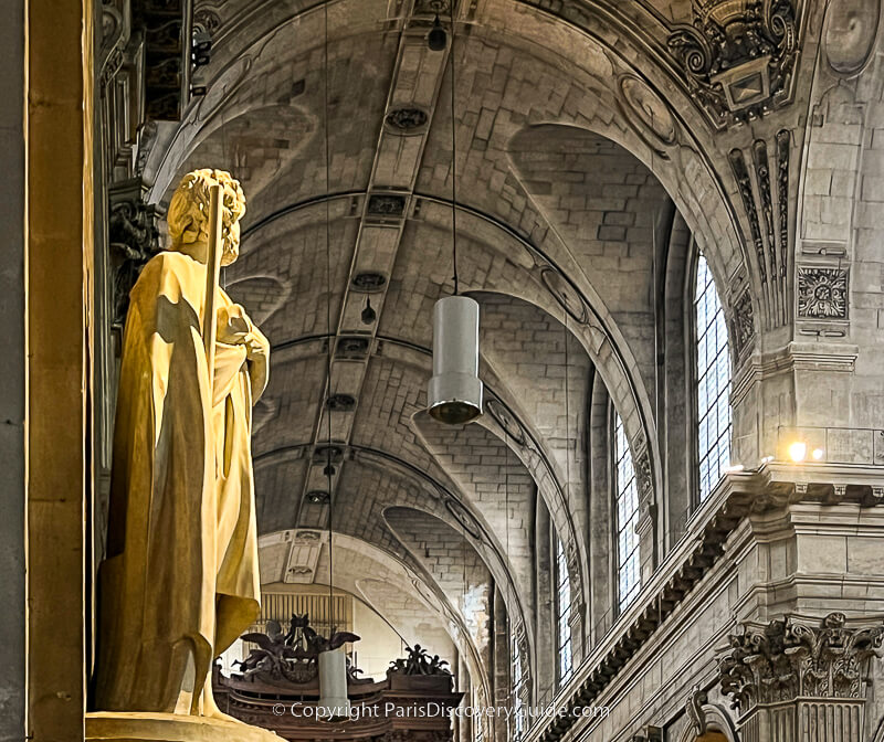 Inside Saint Sulpice Inside Saint Sulpice