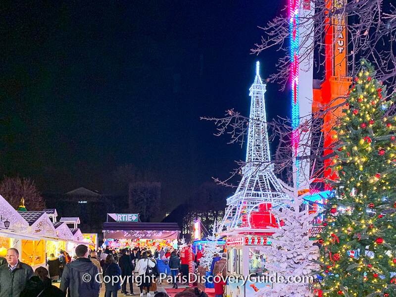 Sparkling Tour Eiffel Ornament