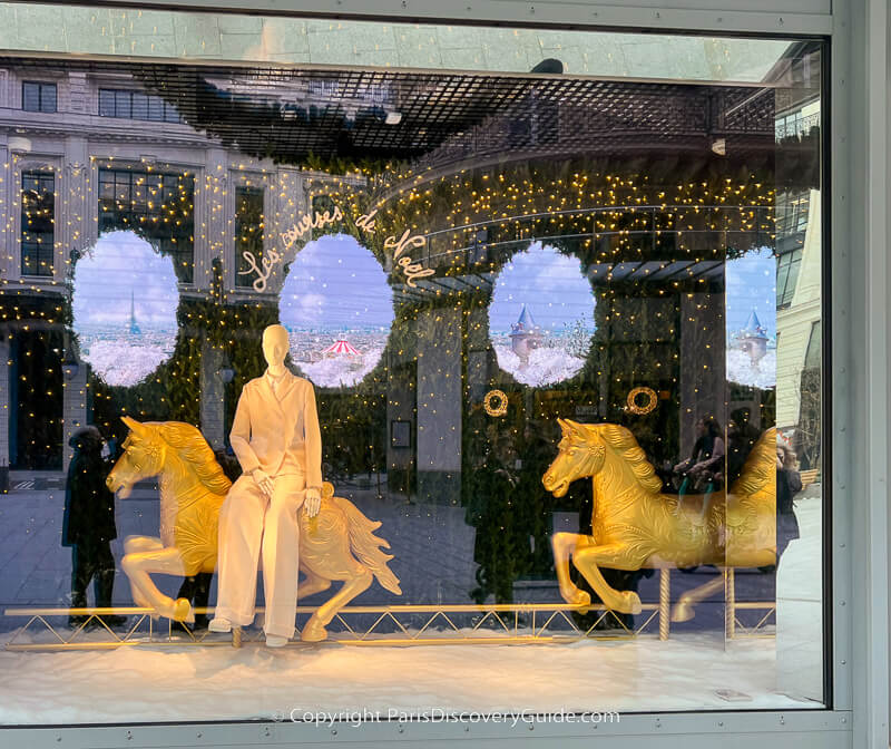 Galeries Lafayette Paris Holiday Windows Loves Louis Vuitton