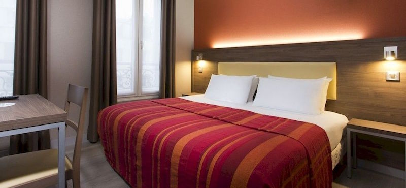 Guestroom at 2-star Hôtel des Pavillions near Arc de Triomphe Guestroom at 2-star Hôtel des Pavillions near Arc de Triomphe