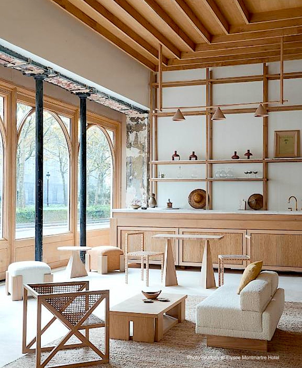Breakfast / co-working room at Elysee Montmartre Hotel - Photo courtesy of Elysee Montmartre Hotel Breakfast / co-working room at Elysee Montmartre Hotel - Photo courtesy of Elysee Montmartre Hotel