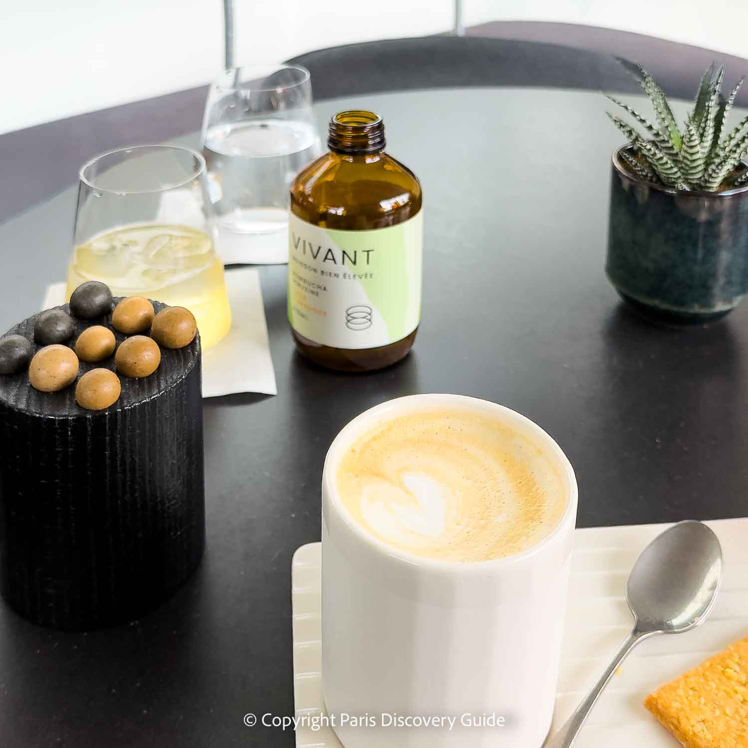 Afternoon tea and kombucha at Halle aux Grains