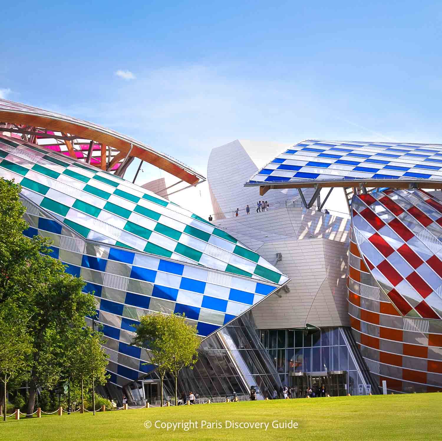 Fondation Louis Vuitton Paris: 6 Reasons to Visit