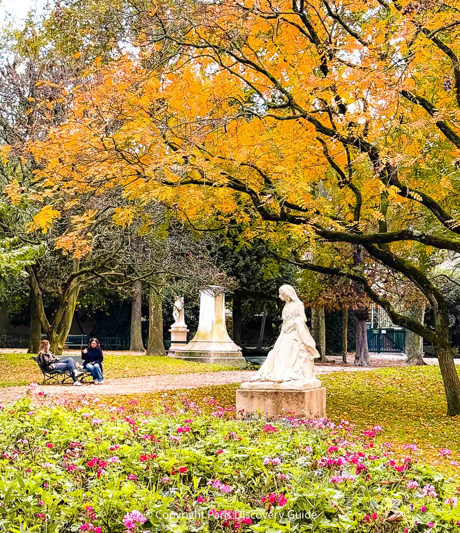 Brilliant fall foliage in Luxembourg Garden