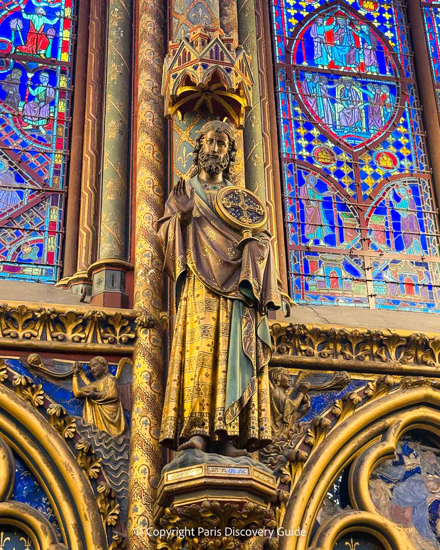 Stained glass, carvings, paintings, and other embellishements in Sainte-Chapelle conveyed biblical narratives and royal symbolism to medieval visitors who did not know how to read Stained glass, carvings, paintings, and other embellishements in Sainte-Chapelle conveyed biblical narratives and royal symbolism to medieval visitors who did not know how to read