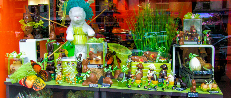 Easter bunnies & chocolates in a Paris bakery window Easter bunnies & chocolates in a Paris bakery window