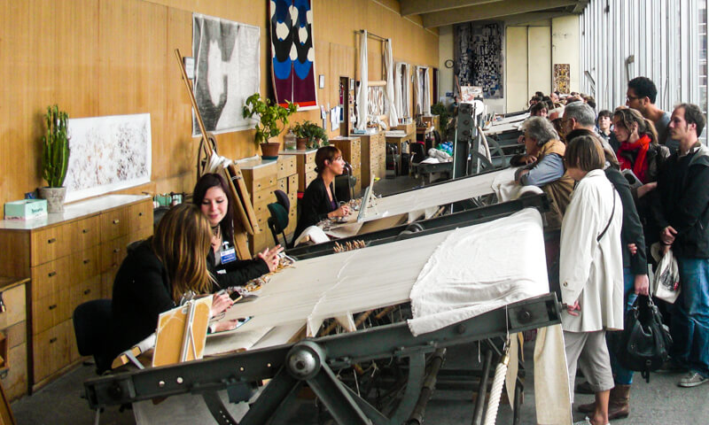 Visit to the costume creation studio at the Opéra National de Paris