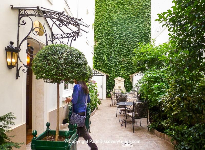 Hotel de Varenne's private garden