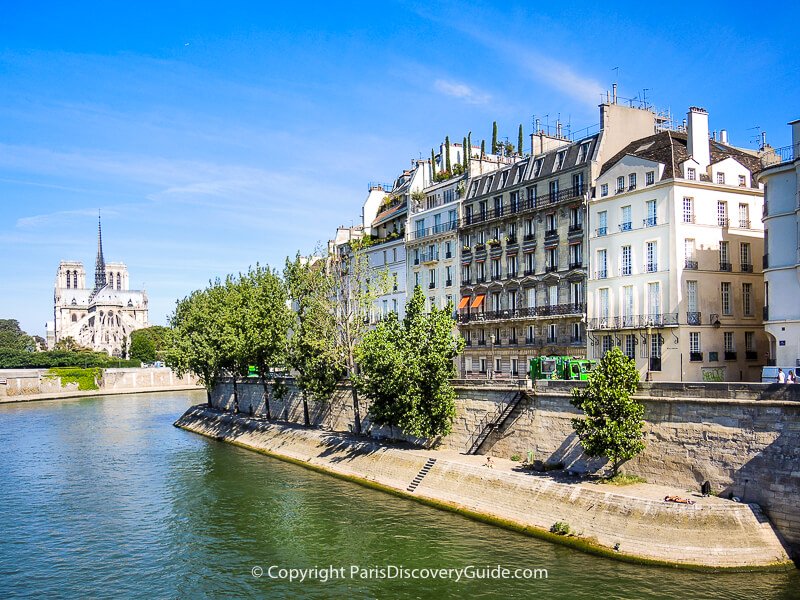 Ile Saint-Louis and Notre Dame on Ile de la Cité in August