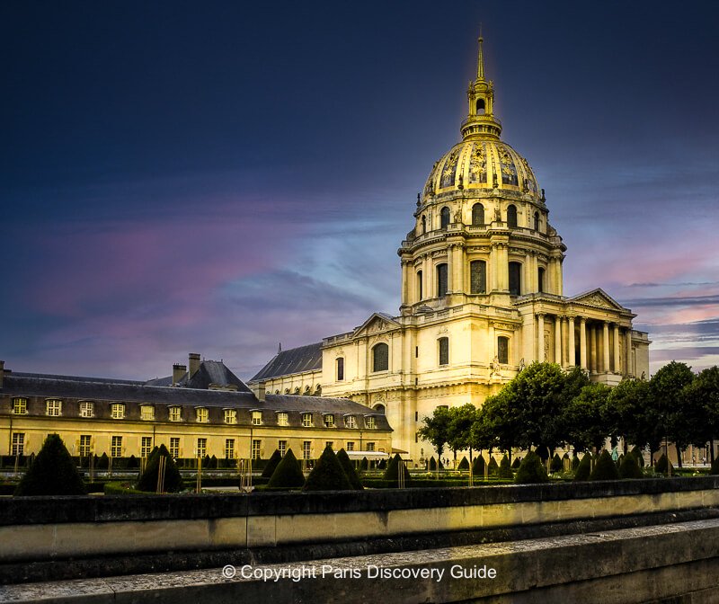Les Invalides - Site of a spectacular night show