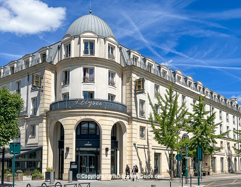 L'Elysee Hotel near Disneyland Paris L'Elysee Hotel near Disneyland Paris