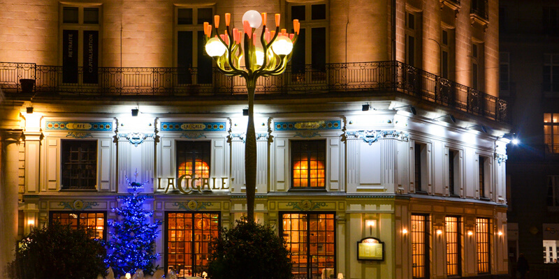 La Cigale - Paris concert venue in December
Photo courtesy of Objectif Nantes