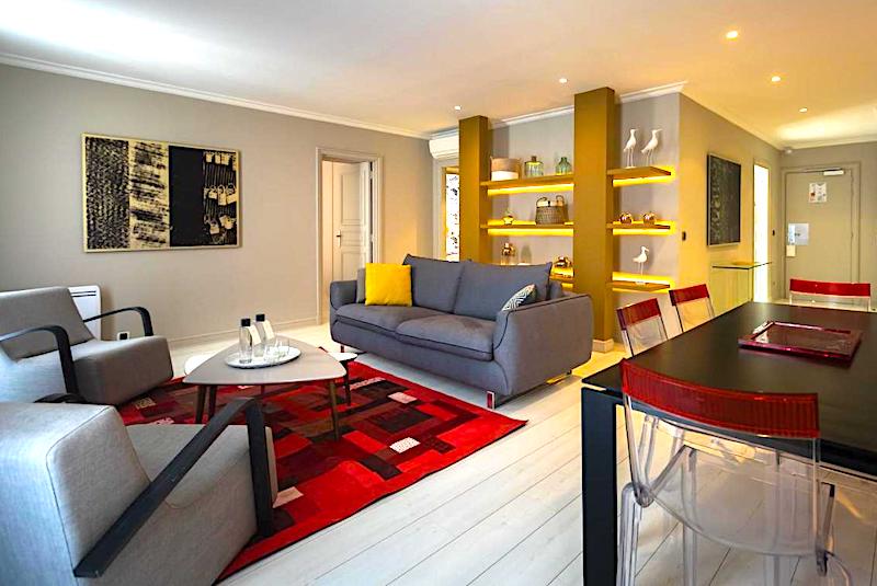 Living and dining room in a suite at Le Prince Regent Residence & Spa aparthotel in the Latin Quarter Living and dining room in a suite at Le Prince Regent Residence & Spa aparthotel in the Latin Quarter