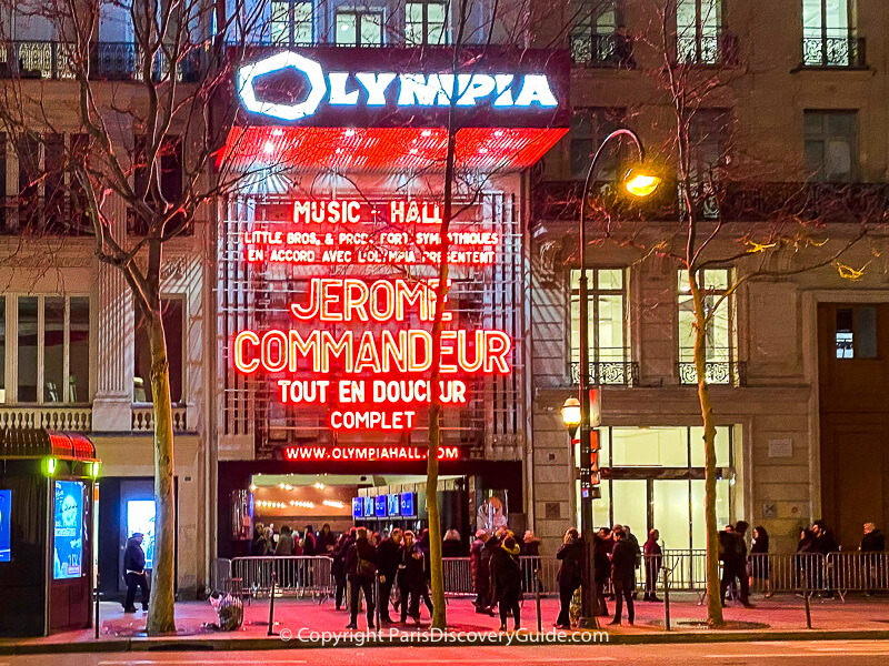 Ticket line outside l'Olympia in Paris 9th arrondissement