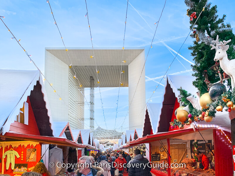 Inside the Grande Arche end of the La Defense Christmas Market (the arched building on the left is CNIT)