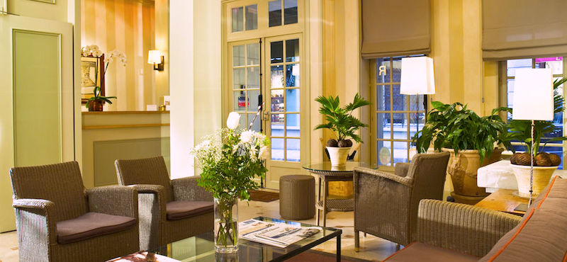 Lobby at Hôtel des Deux-Îles in Paris Lobby at Hôtel des Deux-Îles in Paris