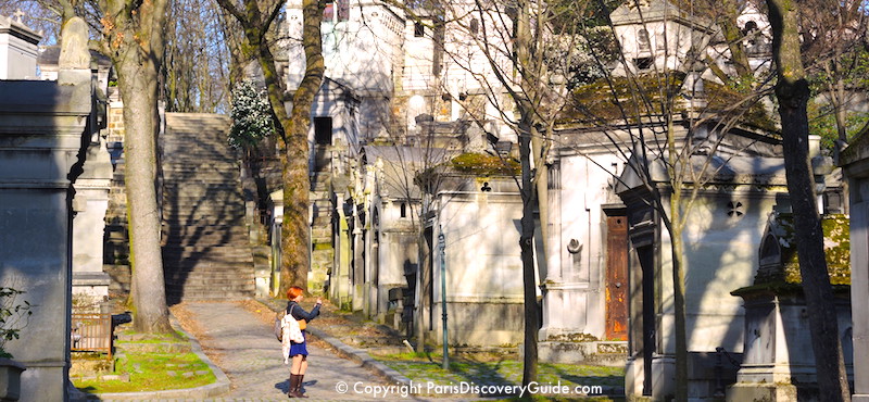 Top attraction in Paris's 20th Arrondissement: Père-Lachaise Cemetery Top attraction in Paris's 20th Arrondissement: Père-Lachaise Cemetery
