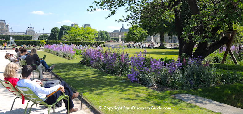 Paris's 1st arrondissement - Soaking up sun in the Jardin des Tuileries